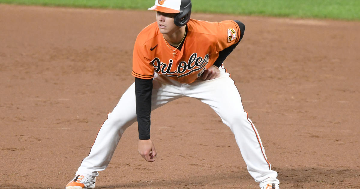 Brandon Hyde remains popular with Orioles fans after his first