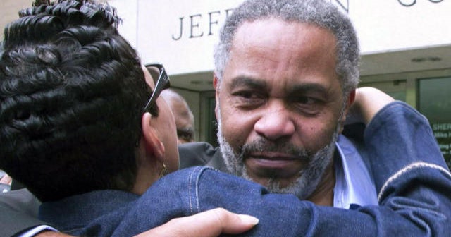 Innocent man exonerated after 30 years in jail - CBS News