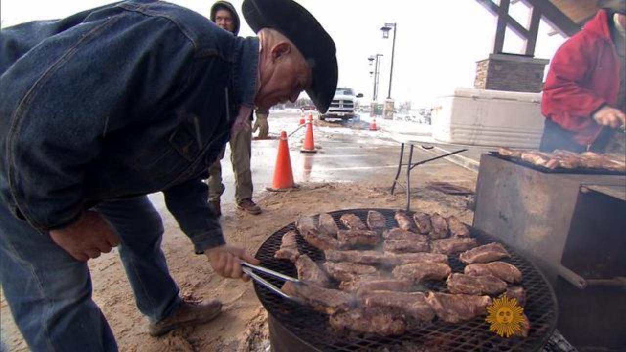 Cowboy cook Kent Rollins at home on the range - CBS News