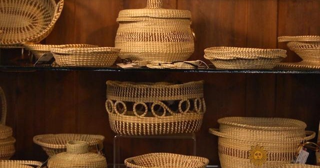 Sweetgrass basket weavers CBS News