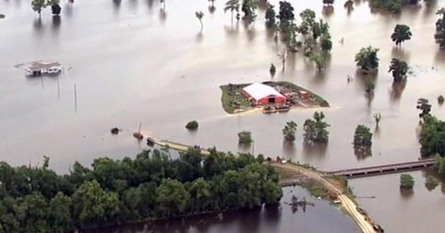 Texas faces nearly a foot of rain from tropical storm - CBS News