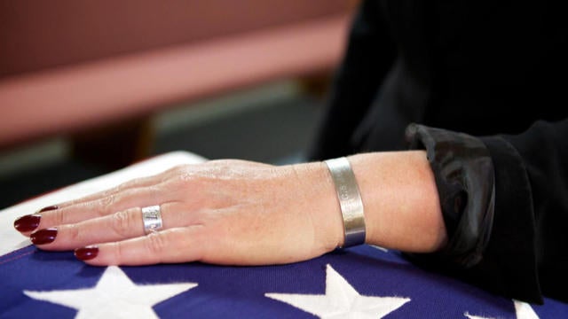 cbsn-0702miabracelet-415941-640x360.jpg 