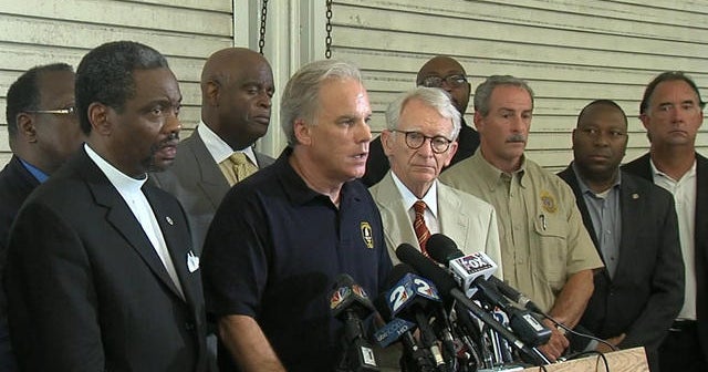 Charleston shooting suspect arrested in North Carolina - CBS News
