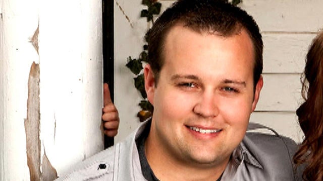 0820-cbsn-josh-duggar-transfer-435571-640x360.jpg 