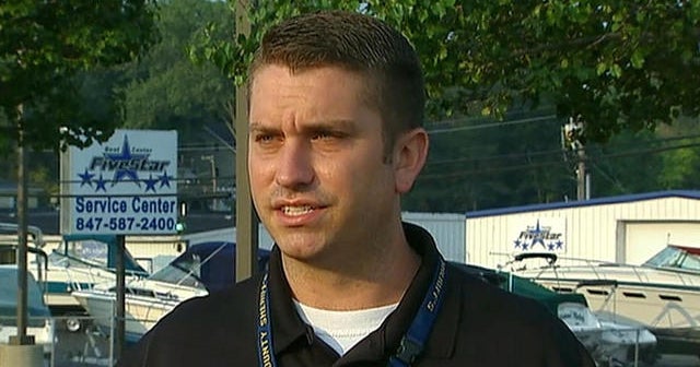Massive manhunt for shooter of Illinois officer - CBS News