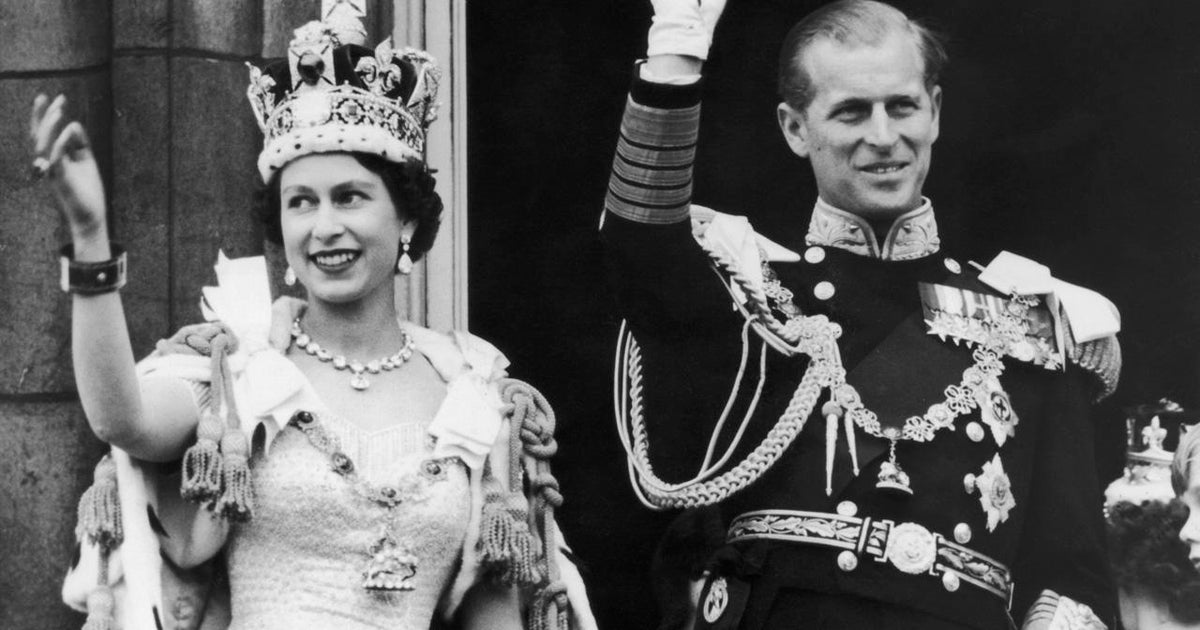 Elizabeth II, Biography, Family, Reign, & Facts