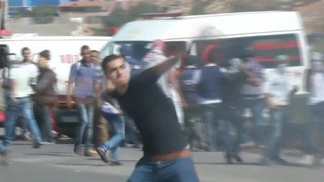 cbsn-israel-violence-456157-640x360.jpg 