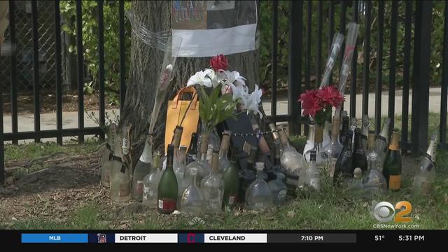 hempstead-roadside-memorials-dismantled-gusoff.jpg 