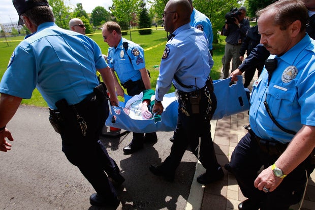 Obama Makes Contentious Appearance At Notre Dame Graduation Ceremony