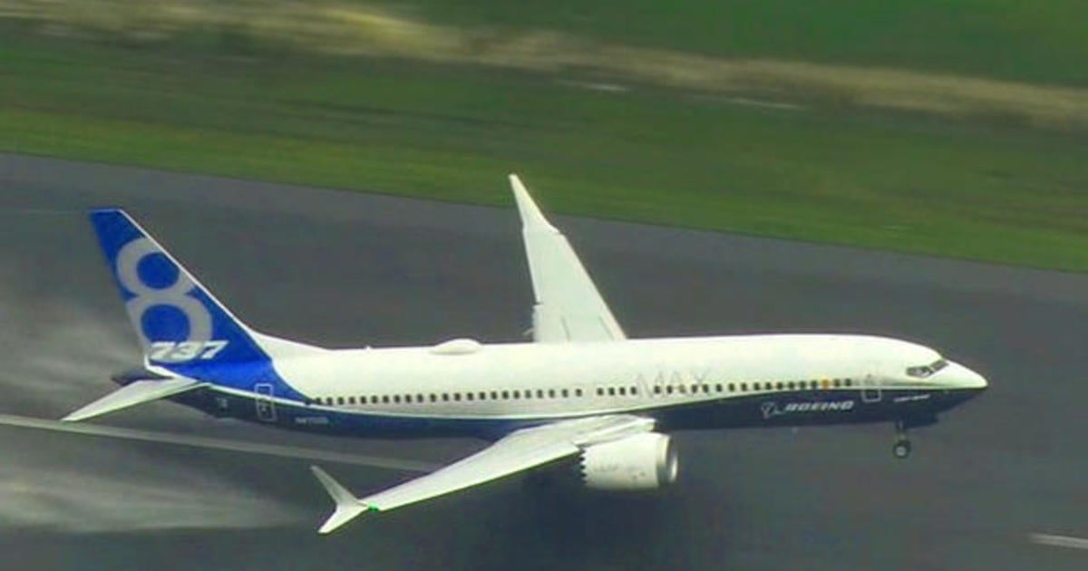 New Fleet Of Boeing 737s Debuts Cbs News