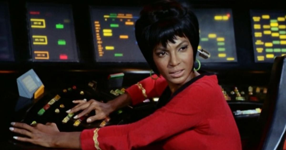 How "Star Trek" actress Nichelle Nichols changed NASA - CBS News