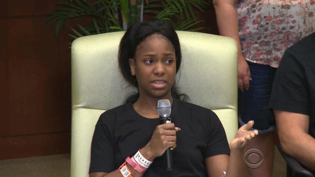 en-0614-survivorpresser-1078445-640x360.jpg 