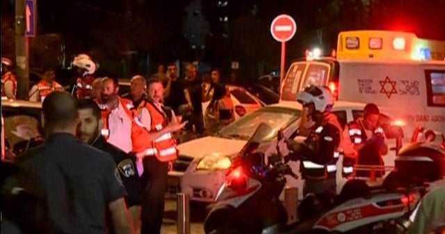 Deadly shooting attack in Tel Aviv market - CBS News