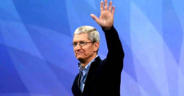 Tim Cook reaches 5 years as Apple's CEO - CBS News