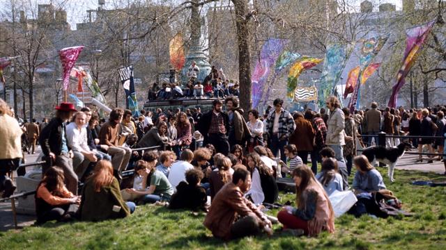 earth-day-1970-1-2.jpg 