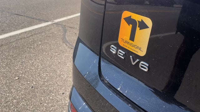 TurnSignl.jpg 