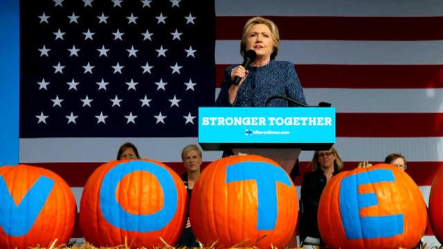 1031-cbsn-clintonemailanalysis-rbj-1166779-640x360.jpg 