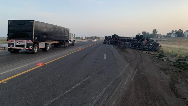 i5-elk-grove-big-rig-crash.jpg 