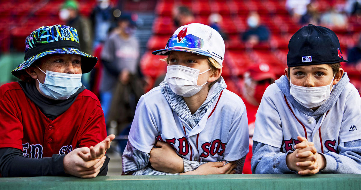 Fenway Park back to 100 percent capacity