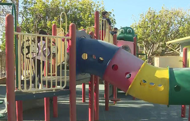lausd playgrounds reopen 