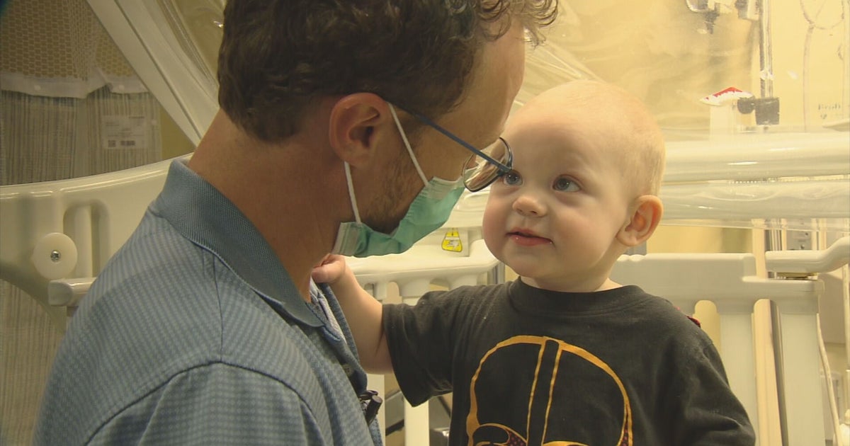 baby swallowed battery died