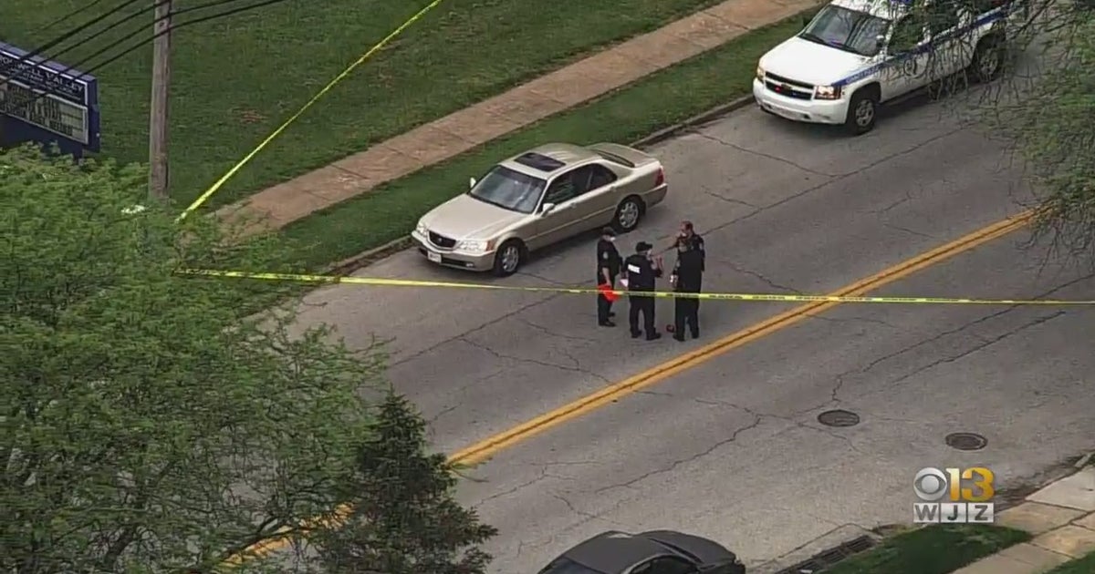 Towson Crossing Guard Hit By Car Still In Critical Condition CBS