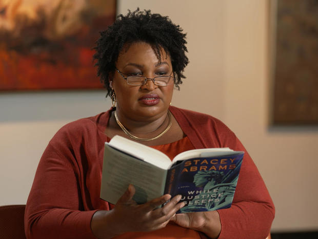 stacey-abrams-reading-while-justice-sleeps.jpg 