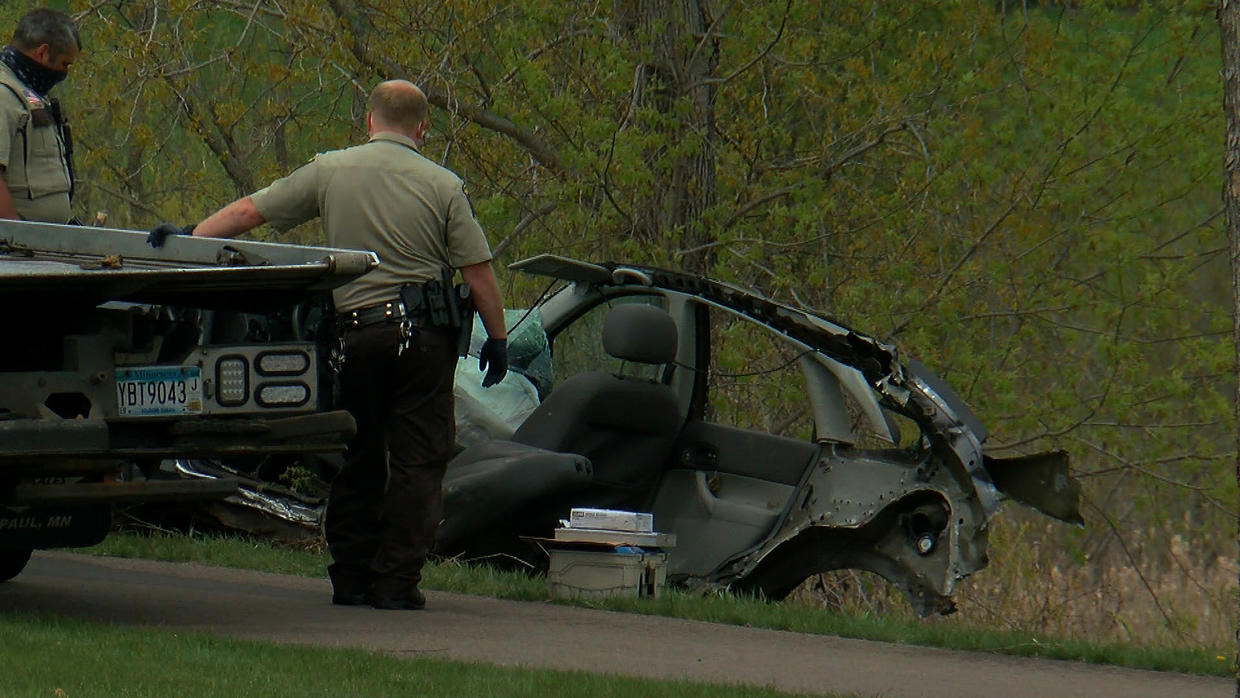 Maple Grove Police Identify Mother 2 Young Kids Killed In Crash CBS   Deadly Maple Grove Crash 