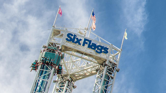 6Flags1.jpg 