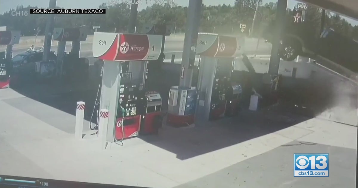 Close Call Auburn Gas Station Worker Nearly Hit By Truck That Plowed