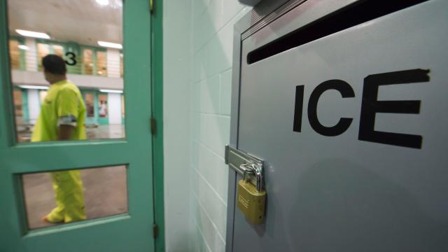 US-IMMIGRATION-DENTION-CENTER-ICE 