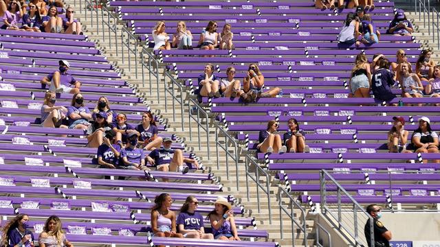 Amon-Carter-Stadium.jpg 