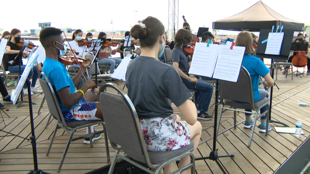 Youth-Orchestra-Navy-Pier.png 
