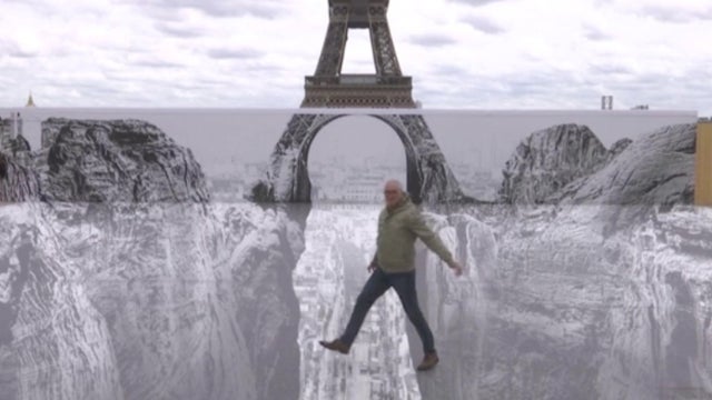 EiffelTowerart.jpg 
