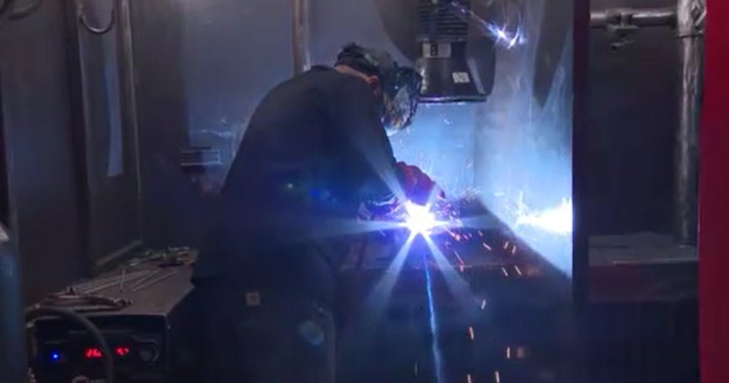 For Warriors' Helping Veterans & Transitioning Service