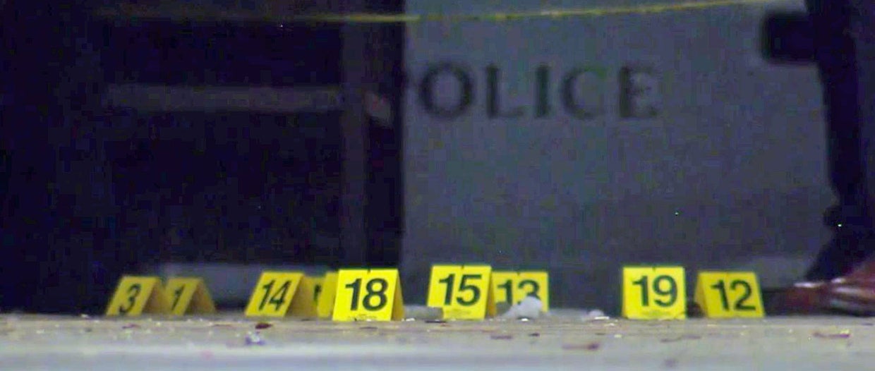 Police Say 3 Found Dead At West Fort Worth Apartment - CBS Texas
