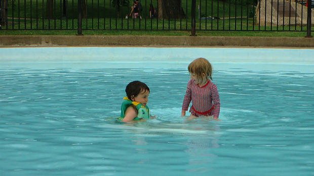 Kids Playing In Minneapolis Park Wading Pool 