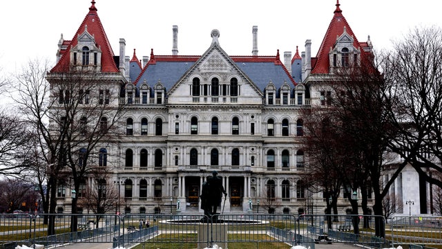 Plane Banner Reading "New Yorkers Say: Cuomo's Got To Go!" Flies Over NY State Capitol As Allegations Of Sexual Harassment & Misconduct Mount Against Andrew Cuomo 