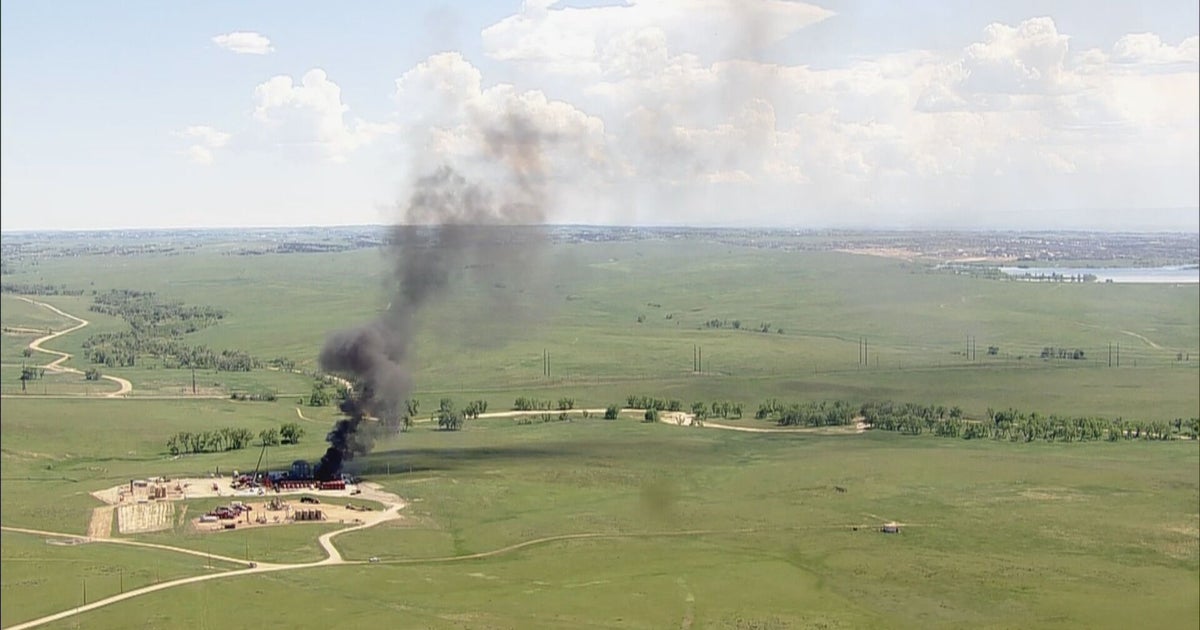 Oil Well Fire In Sends Up Plume Of Smoke Seen For Miles CBS