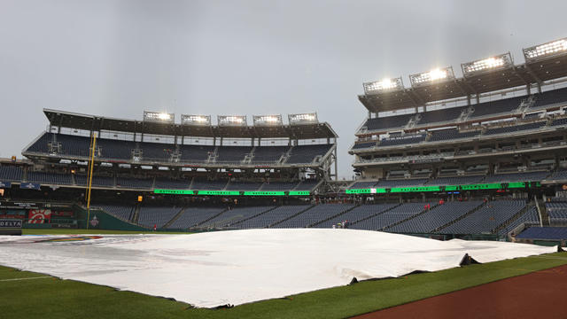 giants_nationals_rainout_1322929392.jpg 