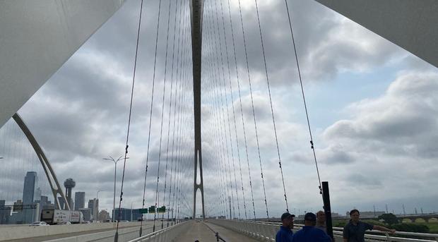 pedestrian bike lanes Margaret McDermott Bridge 