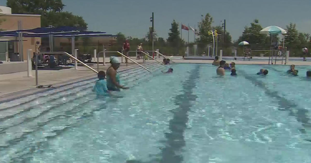 the grove aquatic center