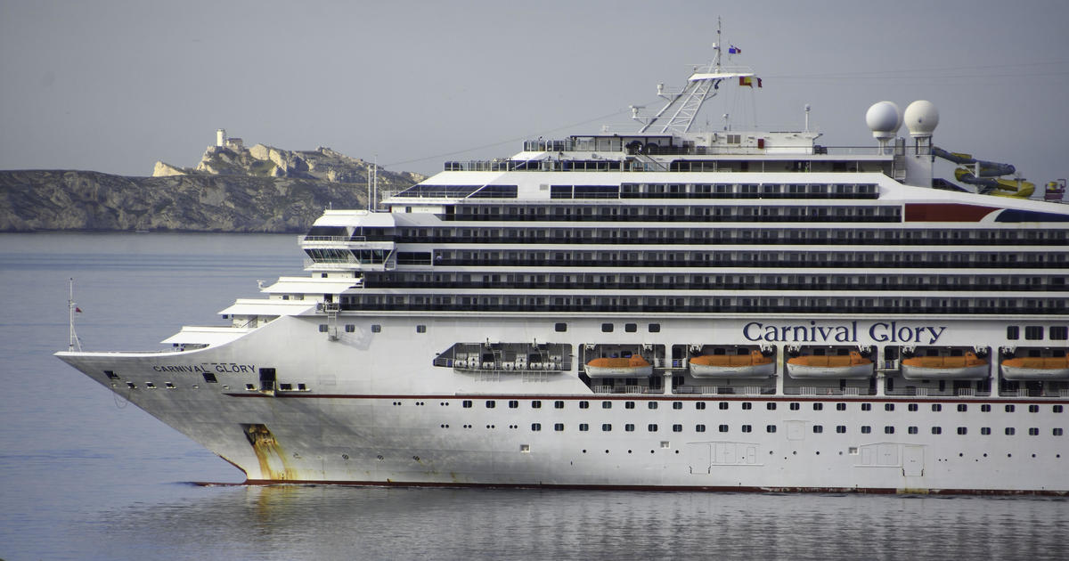 Coast Guard searching Gulf after man reported missing from Carnival cruise ship