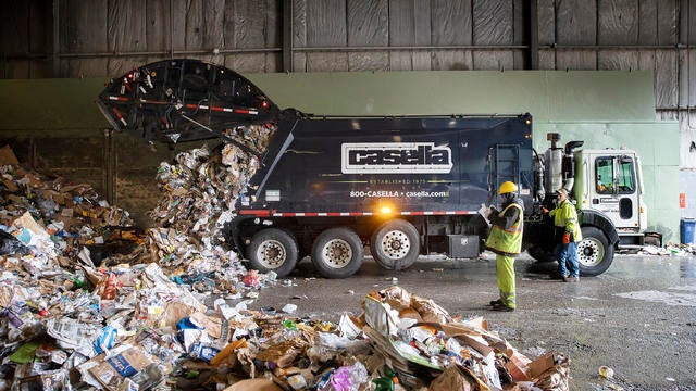 cbsn-fusion-maine-lawmakers-approve-bill-to-shift-recycling-costs-to-companies-thumbnail-736962-640x360.jpg 