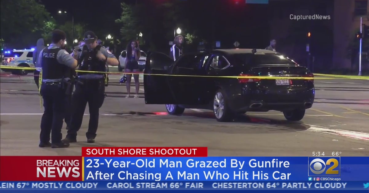 Hit-And-Run Leads To Shootout In South Shore - CBS Chicago