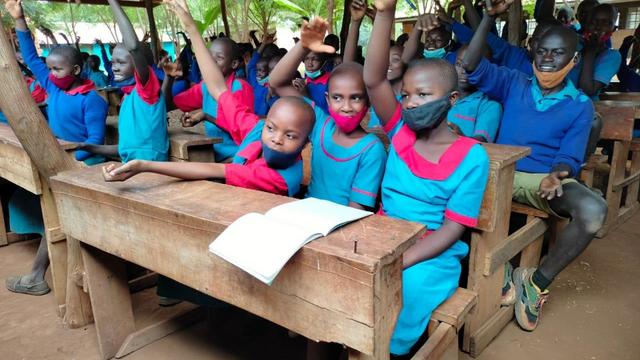 wgep-kenya-book-distribution-june-2021.jpg 