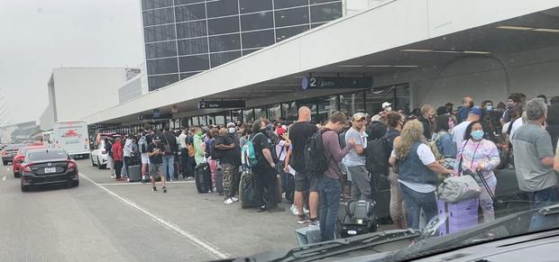 Suspicious Bag Forces Temporary Evacuation Of LAX Terminal, Creates Massive Backup 