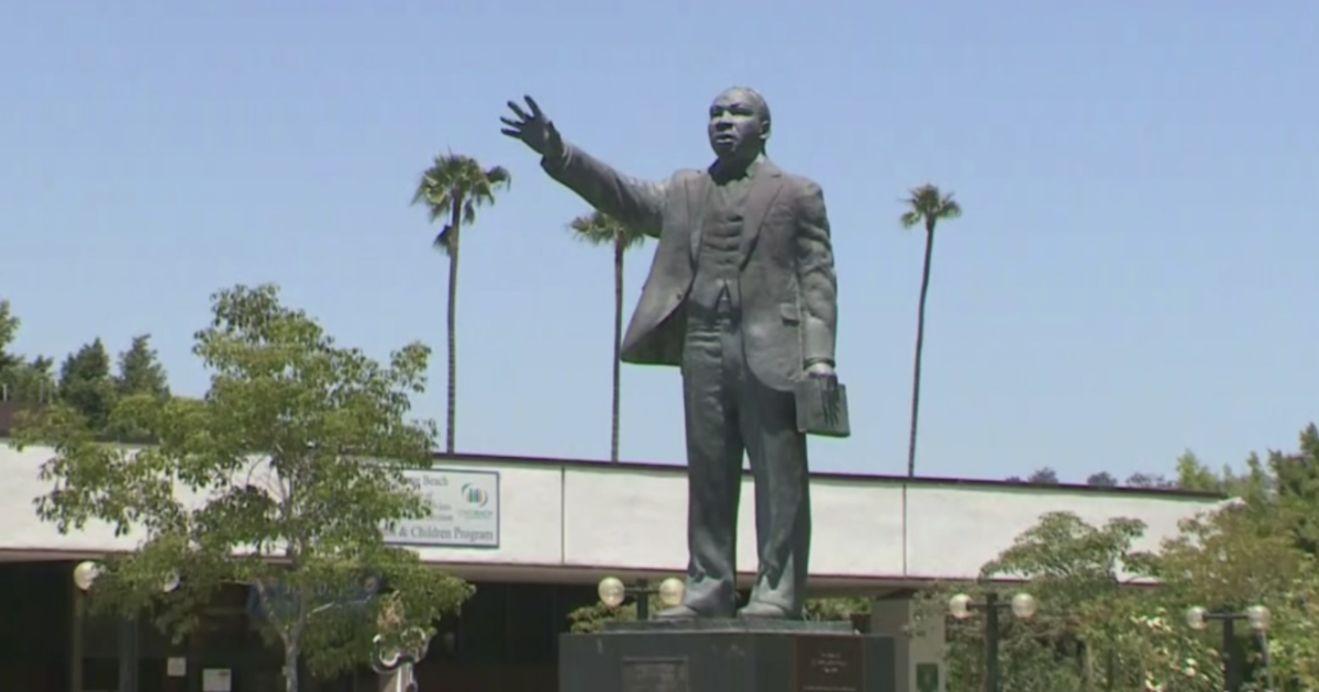 MLK Statue In Long Beach Park Vandalized With Hate Speech CBS Los Angeles
