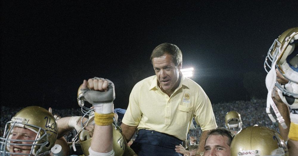 Terry Donahue, winningest UCLA football coach and former 49ers general ...