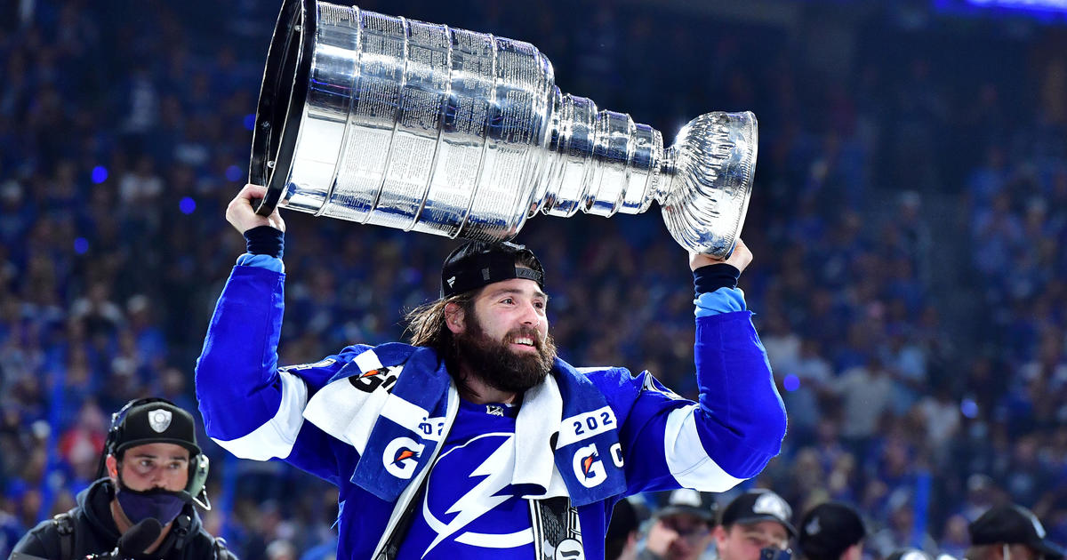 The Tampa Bay Lightning Win Back-To-Back Stanley Cups - Bleacher Nation